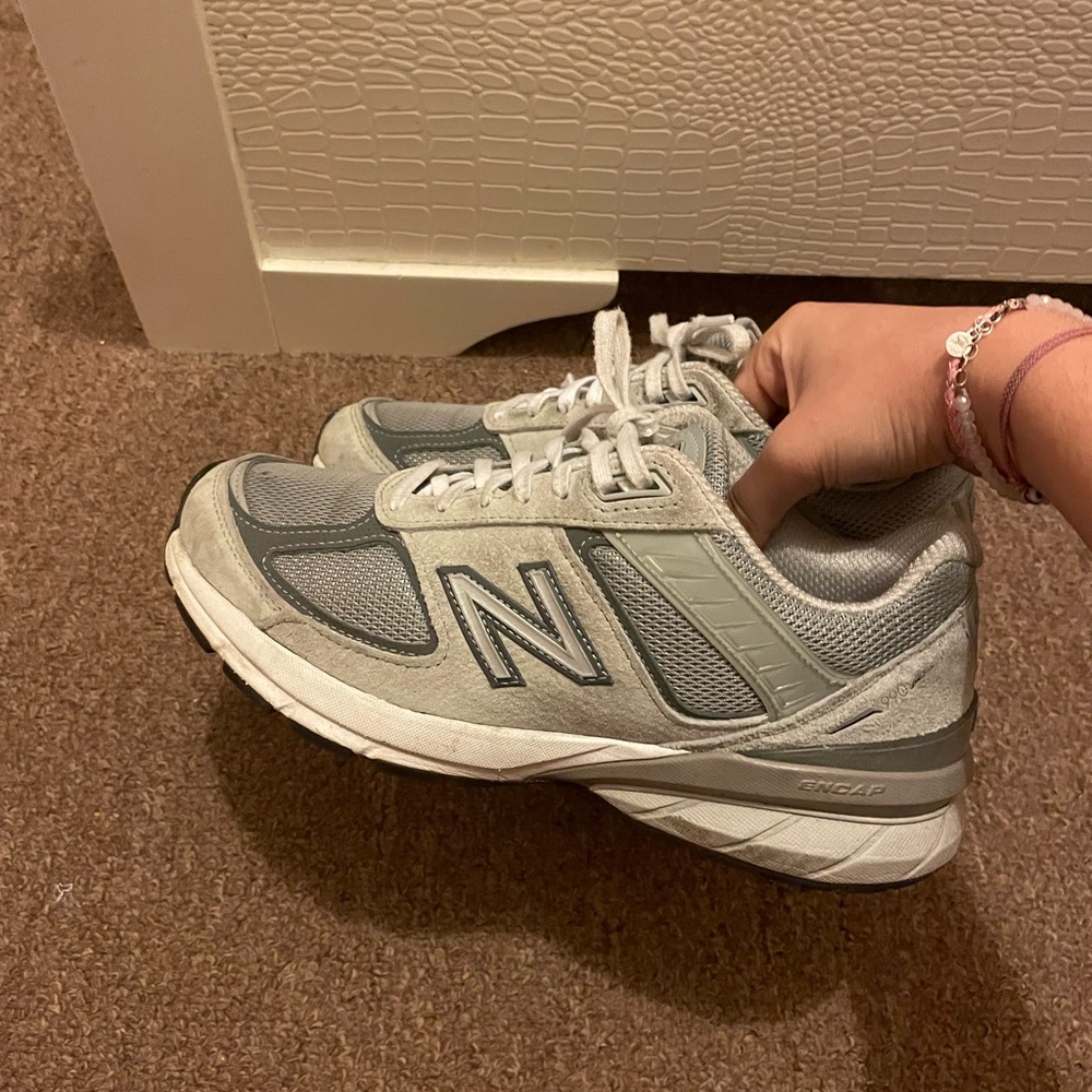 New Balance 990V5 Grey